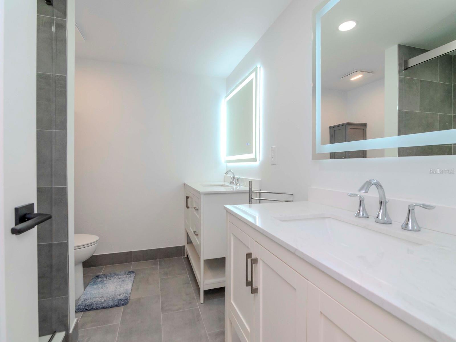 Image 18 of 79 For 3200 Gulf Boulevard 103