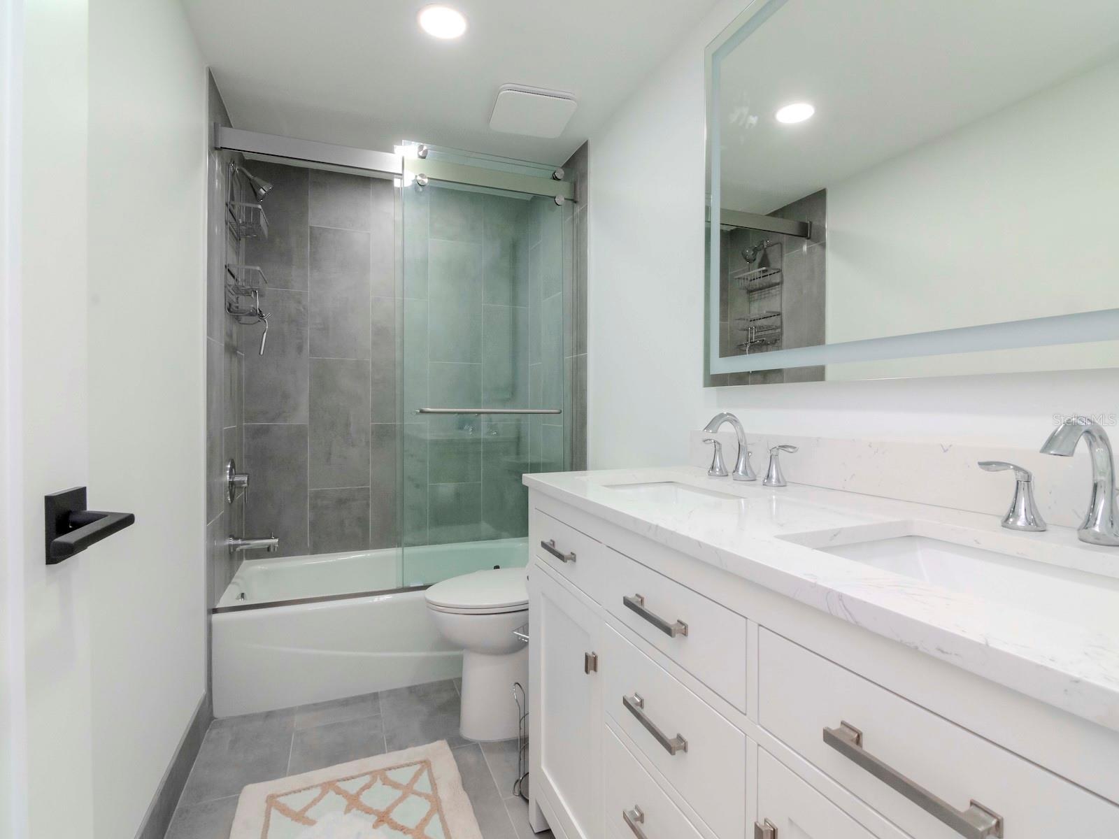 Image 21 of 79 For 3200 Gulf Boulevard 103