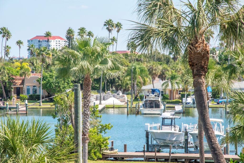 Image 39 of 79 For 3200 Gulf Boulevard 103