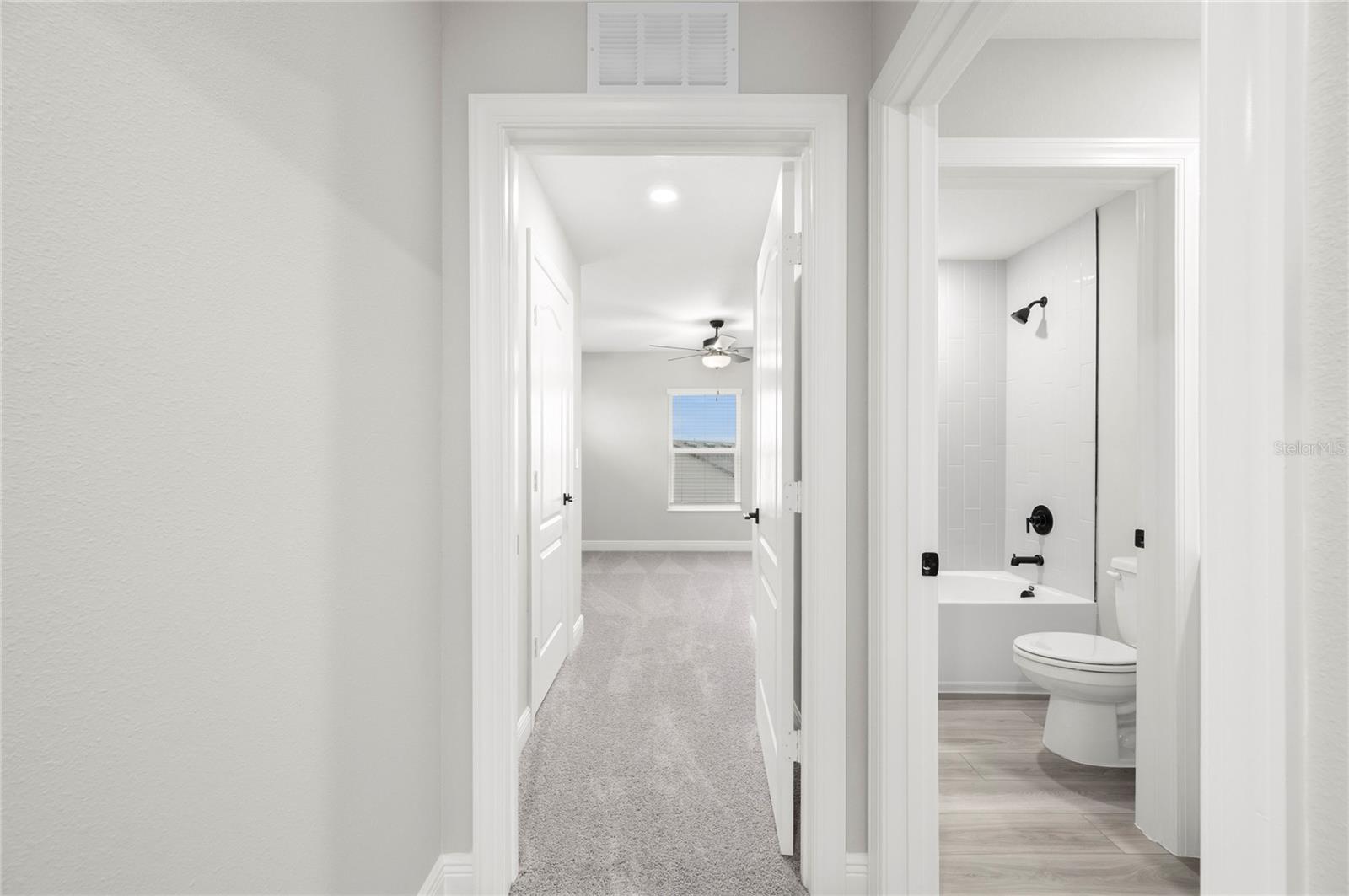 Image 21 of 36 For 819 Ponkan Court