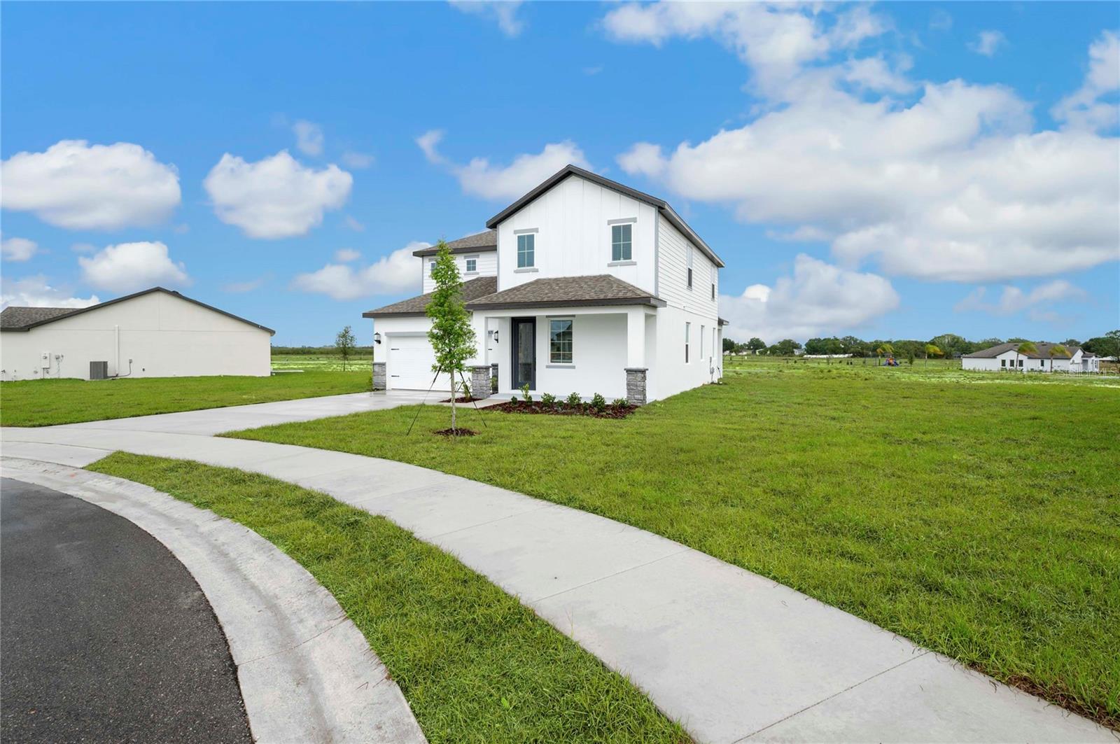 Image 4 of 36 For 819 Ponkan Court