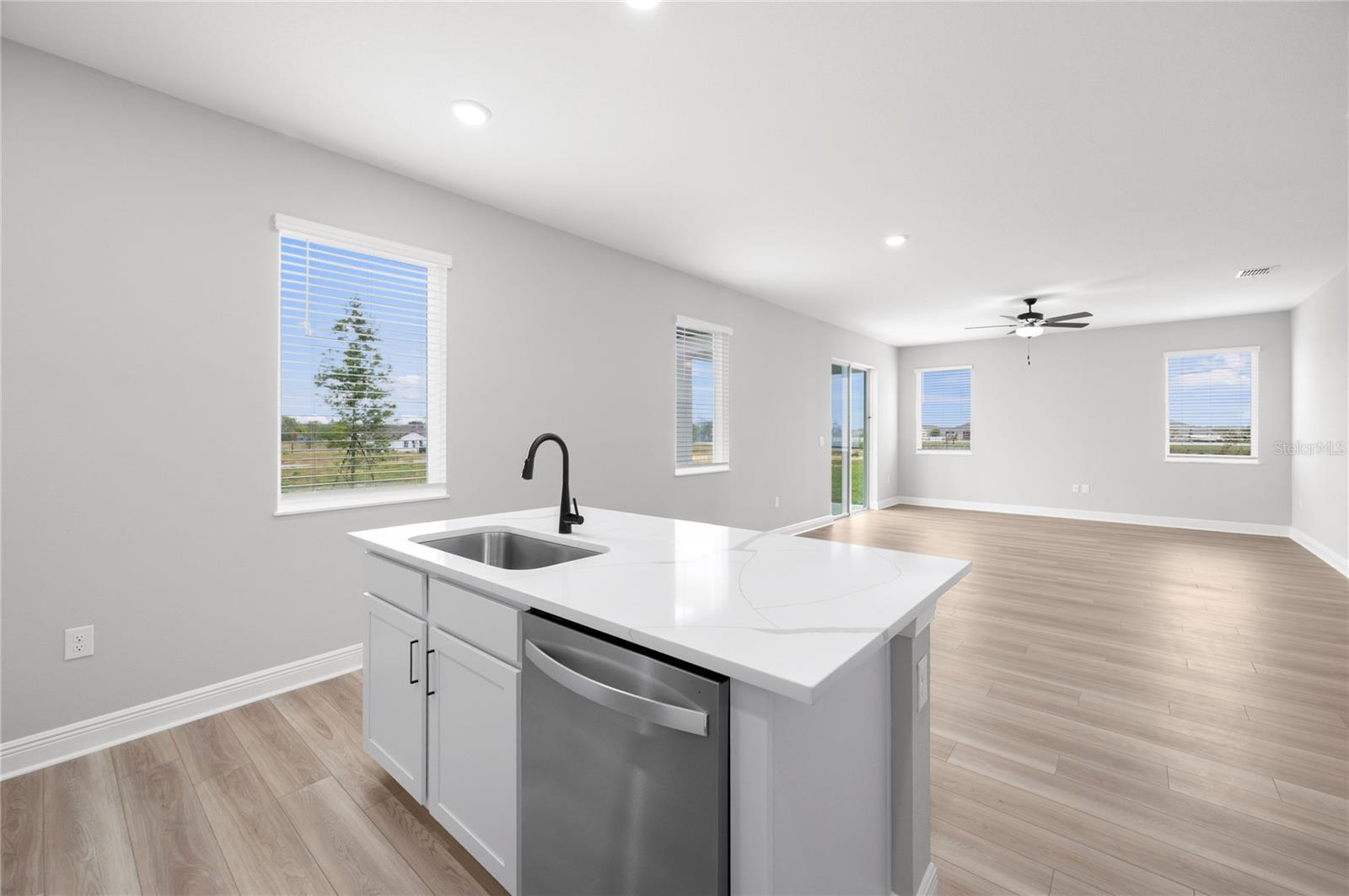 Image 7 of 36 For 819 Ponkan Court