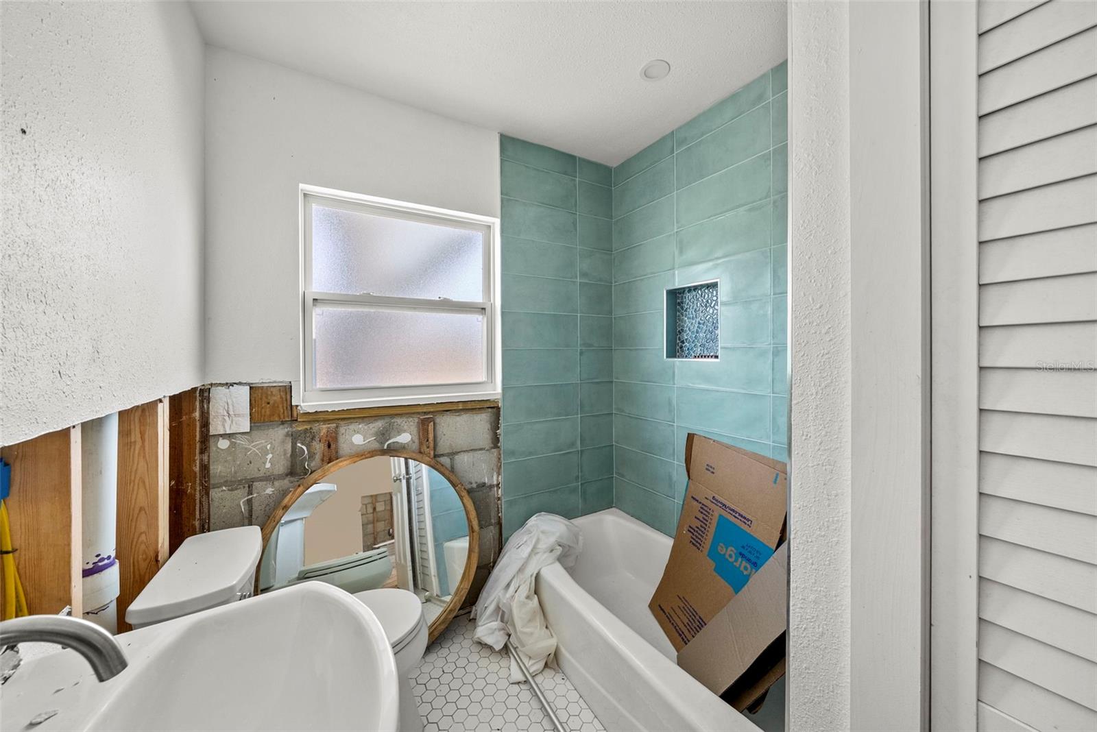 Image 13 of 48 For 2657 44th Street S