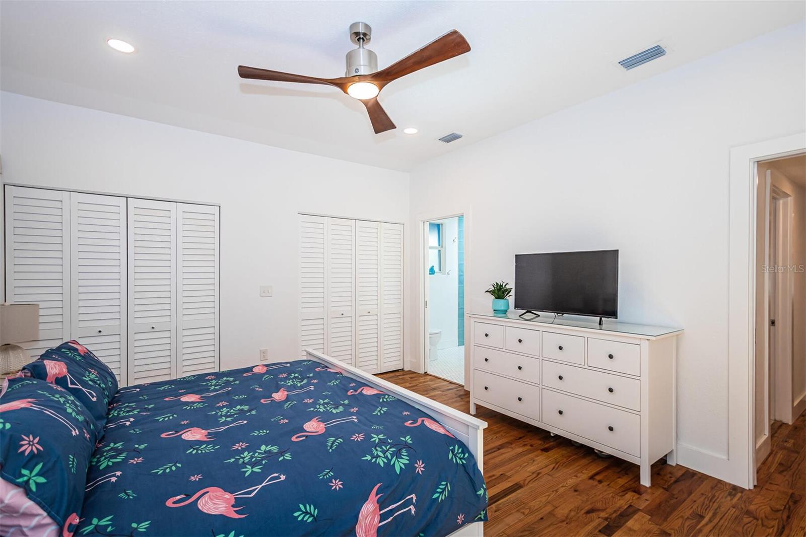 Image 29 of 48 For 2657 44th Street S
