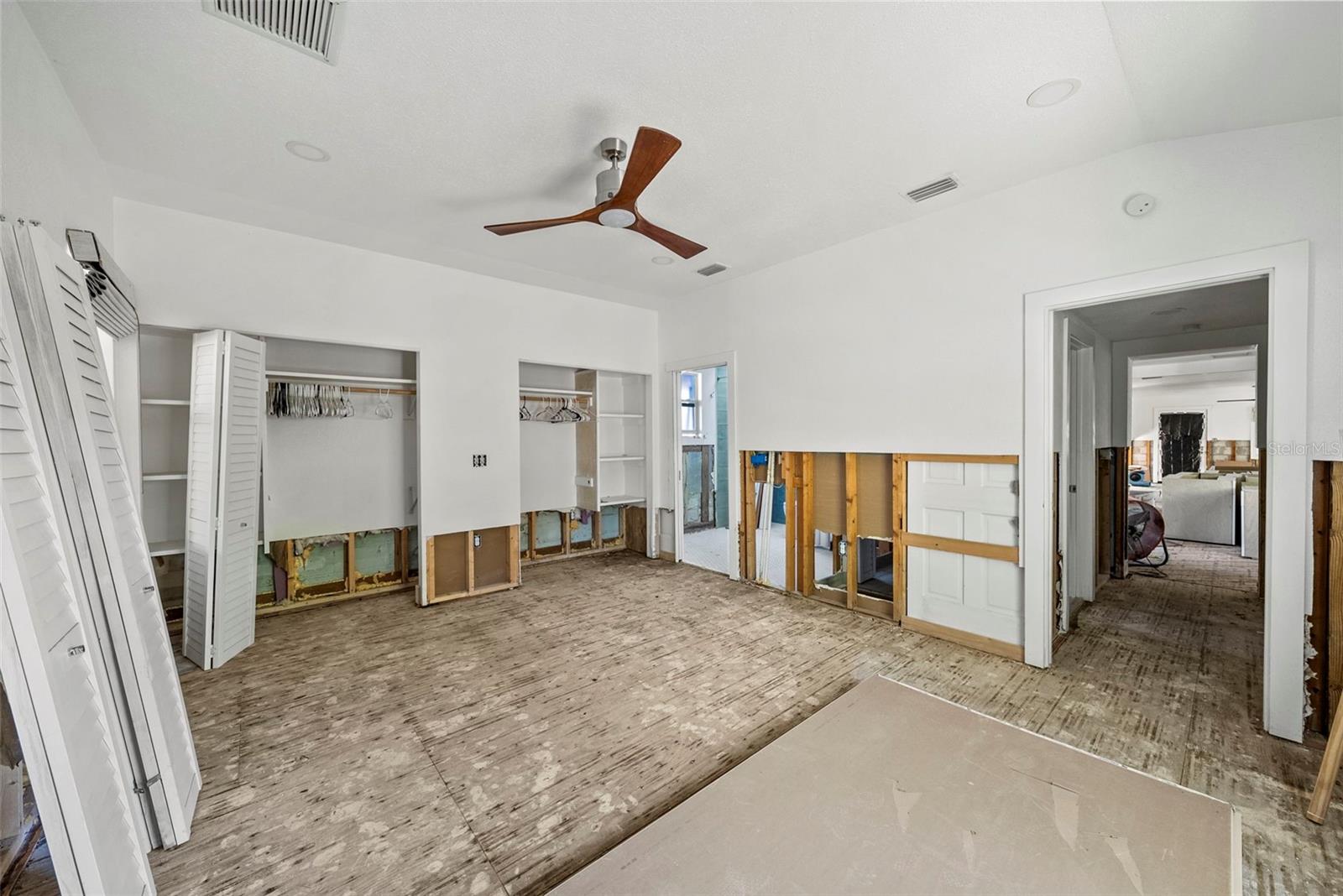 Image 31 of 48 For 2657 44th Street S