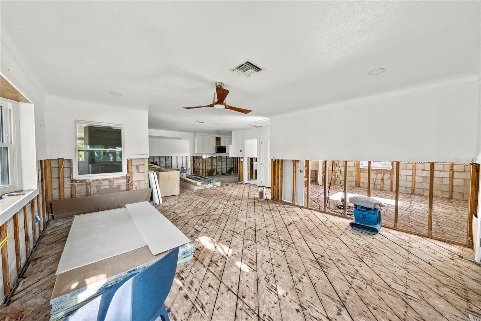 Image 4 of 48 For 2657 44th Street S