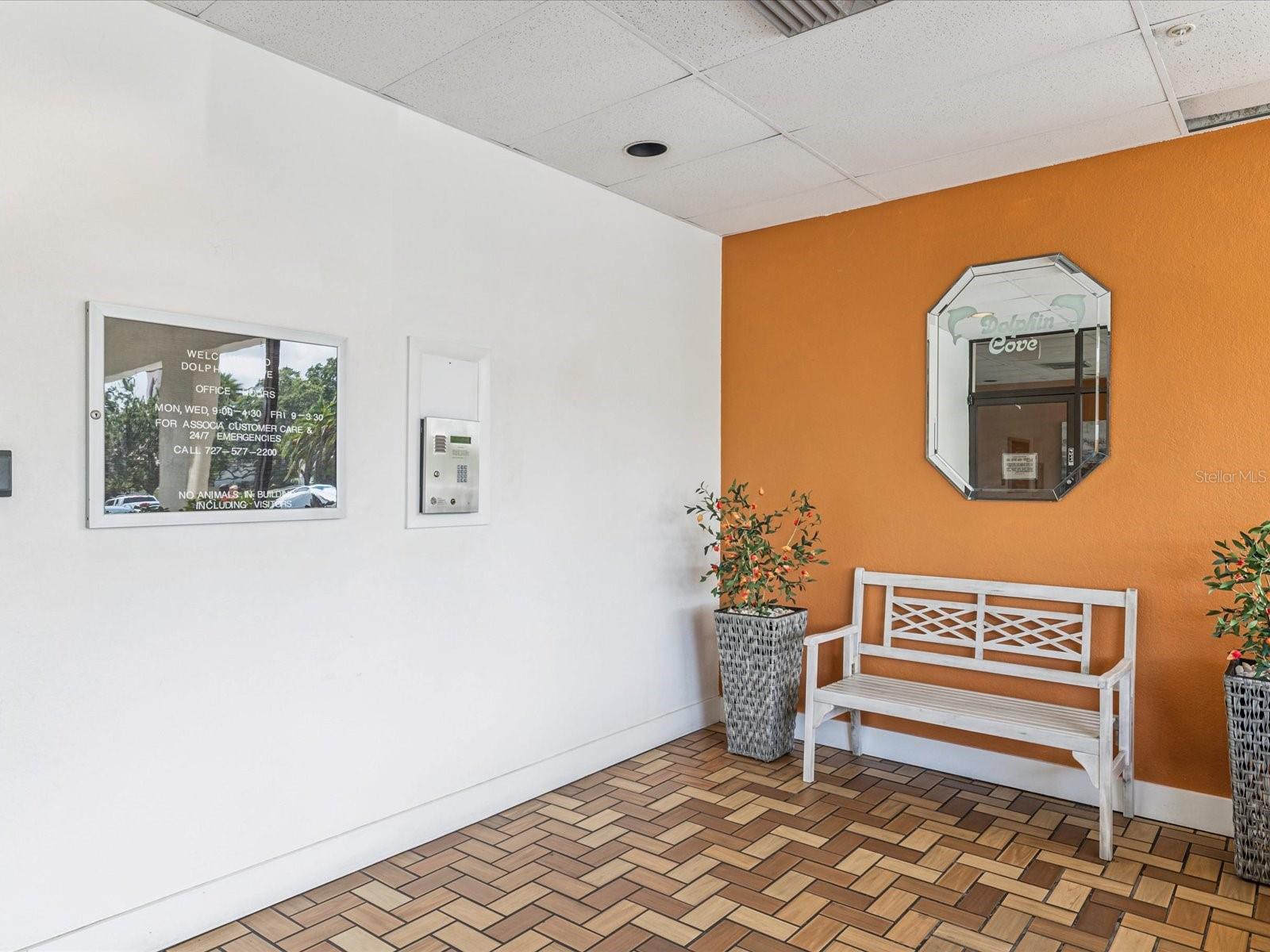 Image 19 of 20 For 255 Dolphin Point 501