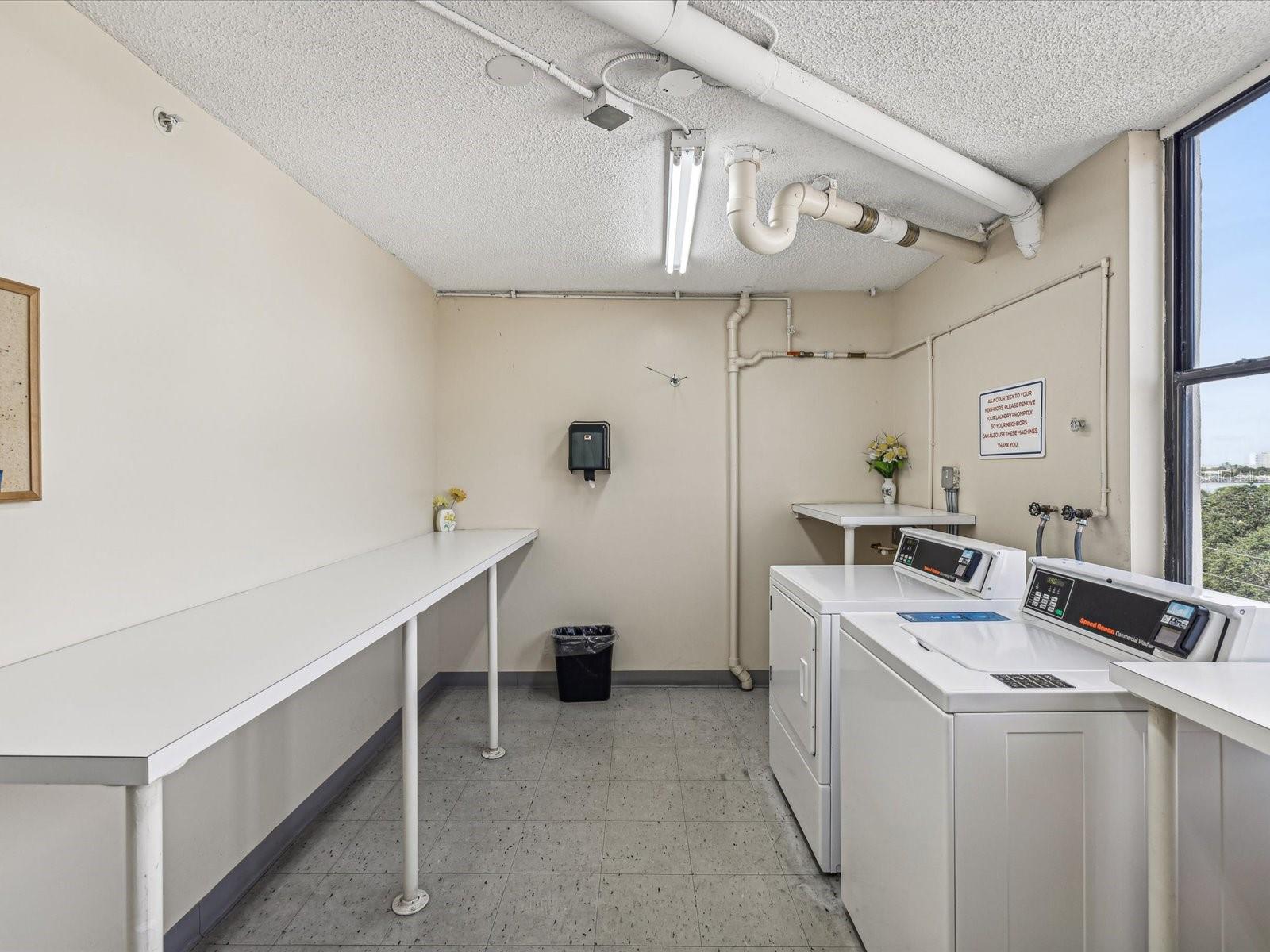 Image 20 of 20 For 255 Dolphin Point 501