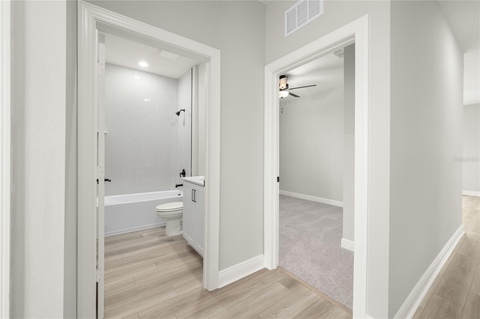 Image 19 of 34 For 806 Ponkan Court