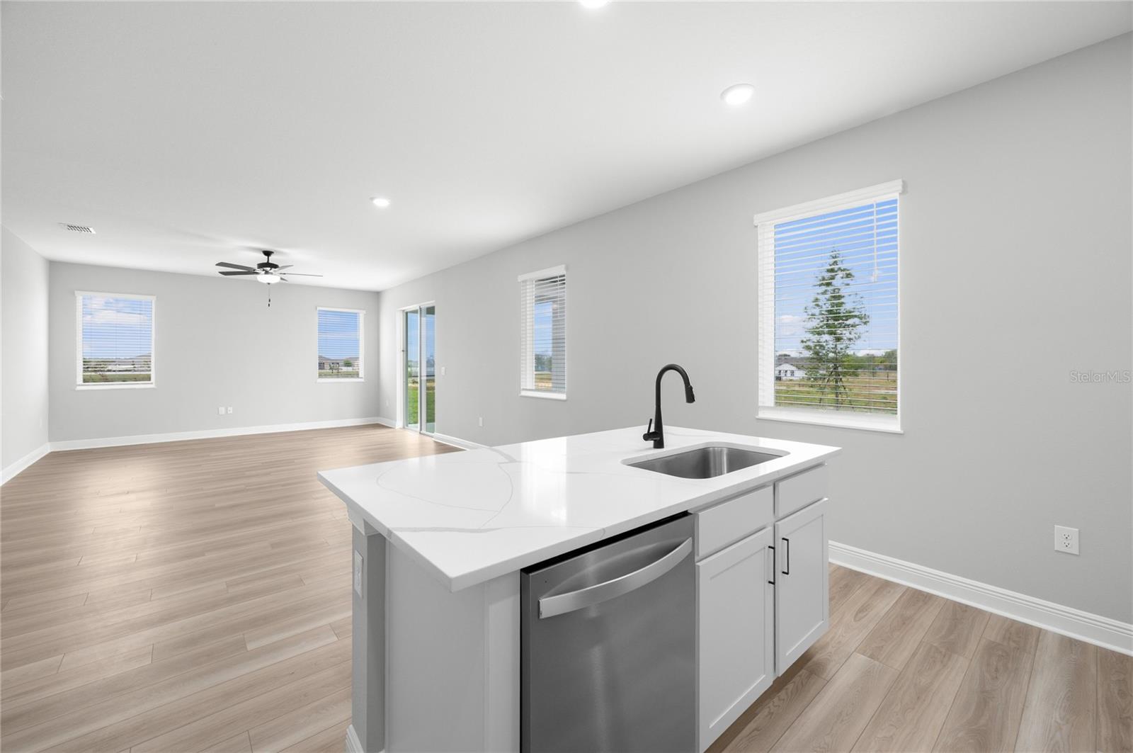 Image 5 of 34 For 806 Ponkan Court