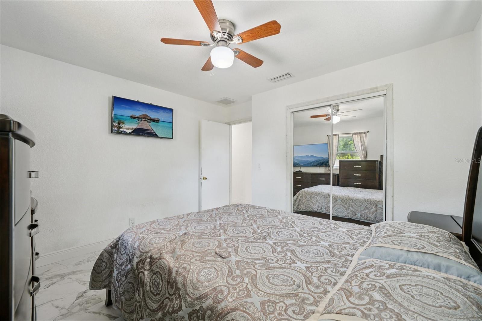 Image 19 of 36 For 1414 Seffner Valrico Road