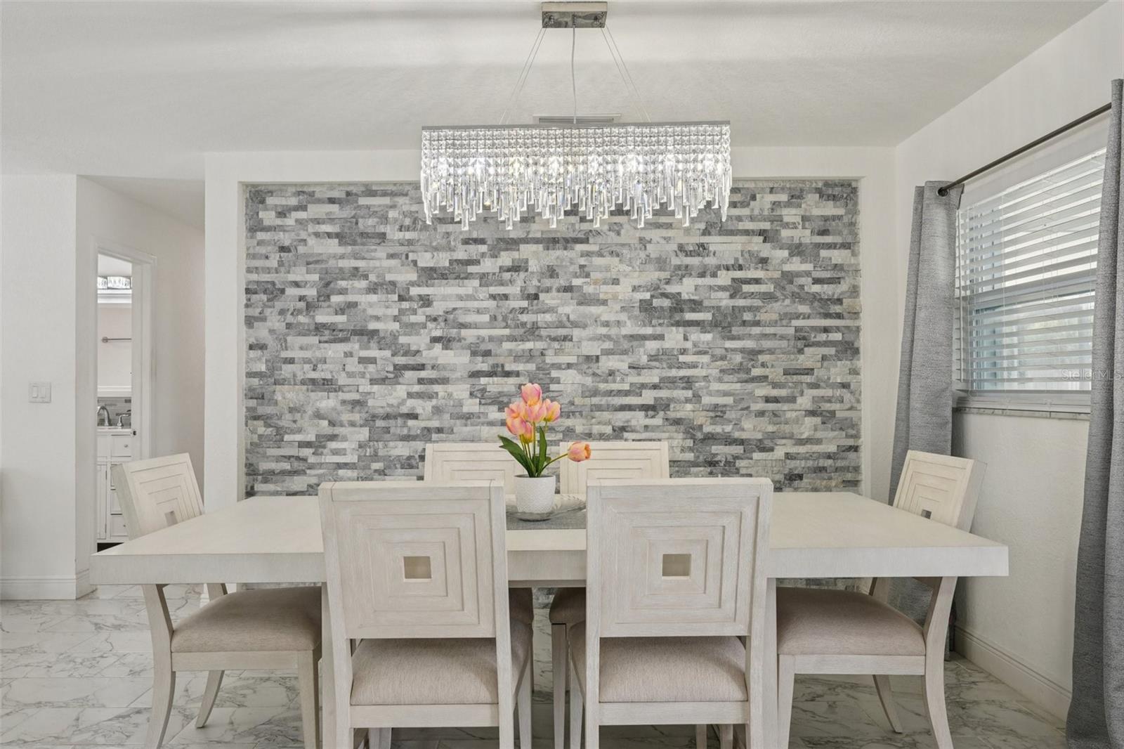 Image 6 of 36 For 1414 Seffner Valrico Road