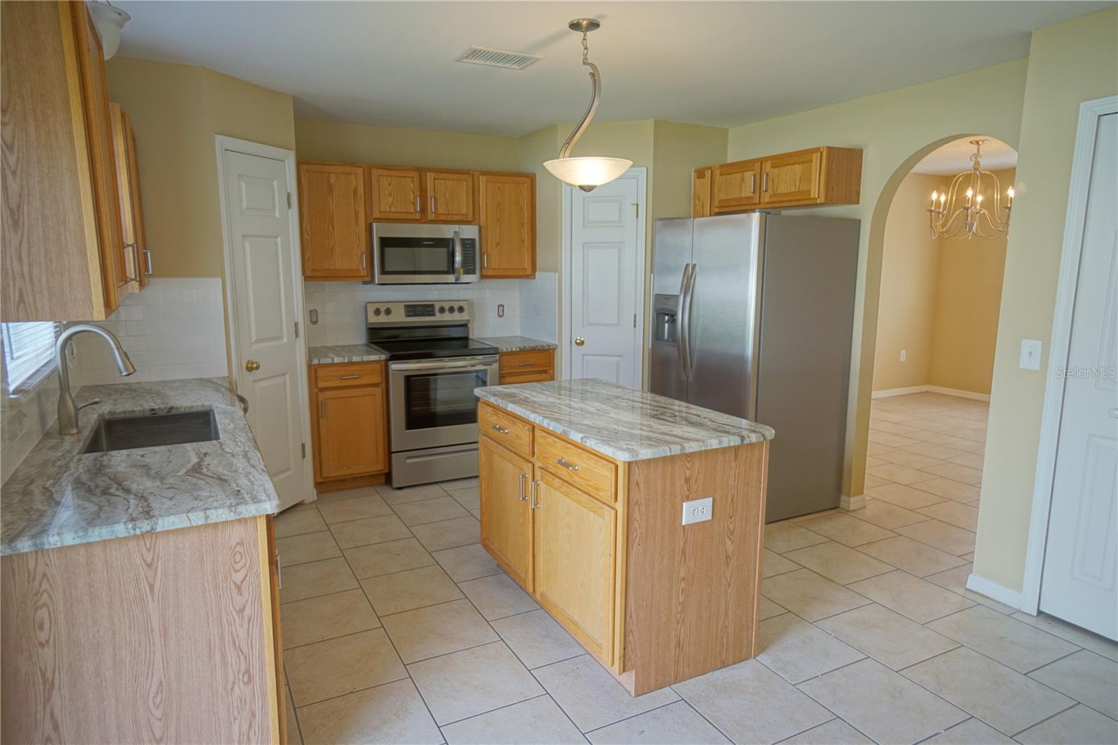 Image 4 of 20 For 10427 River Bream Drive