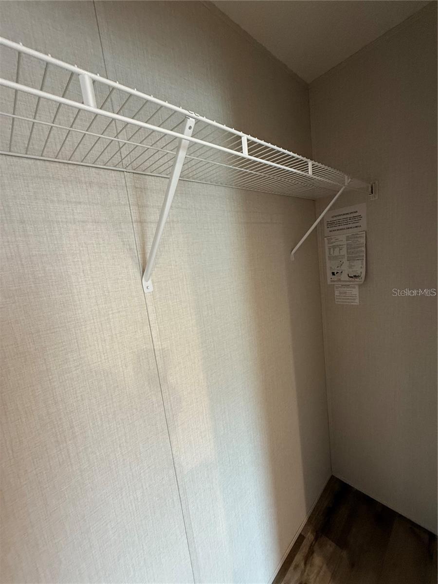 Listing photo id 8 for 7801 34th Avenue N 30