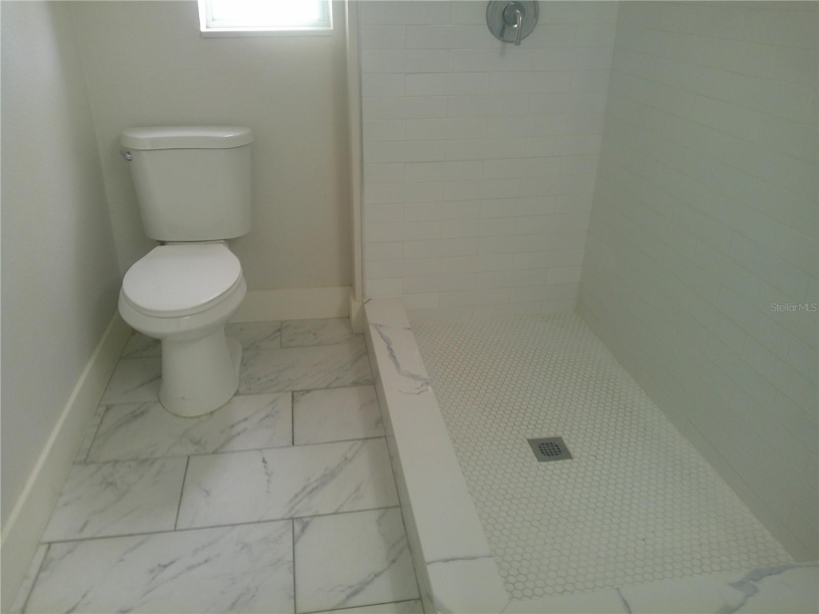 Image 10 of 99 For 125 Harbor Bluff Drive