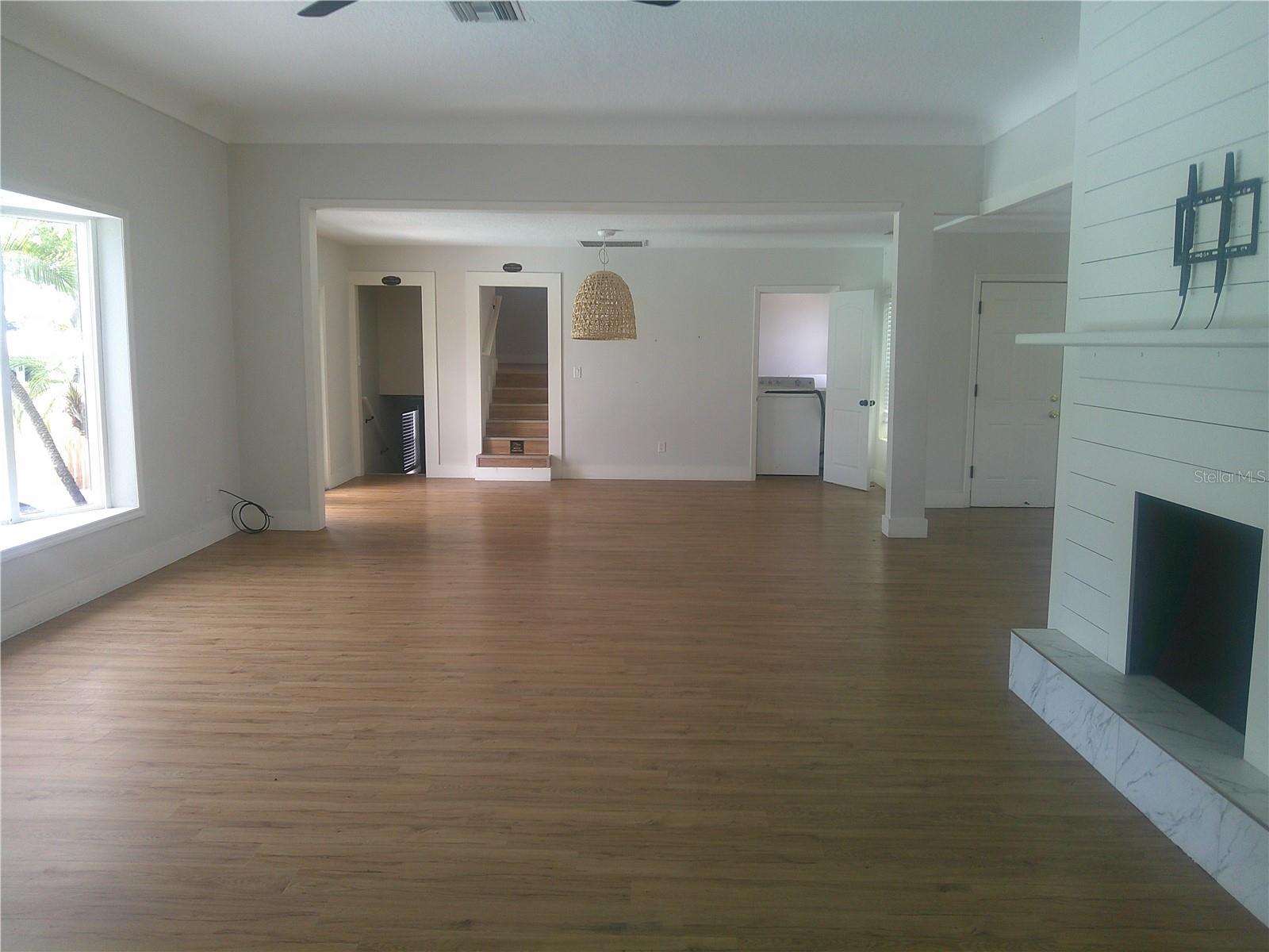 Image 11 of 99 For 125 Harbor Bluff Drive