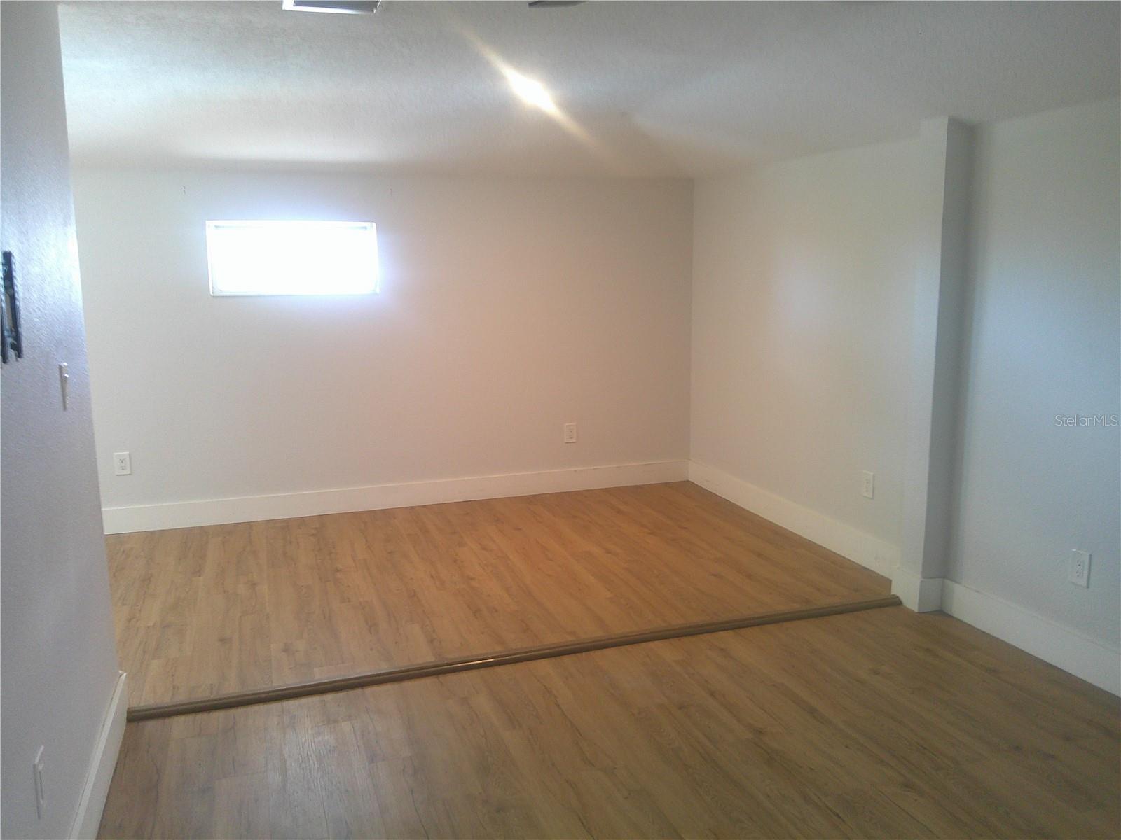 Image 16 of 99 For 125 Harbor Bluff Drive