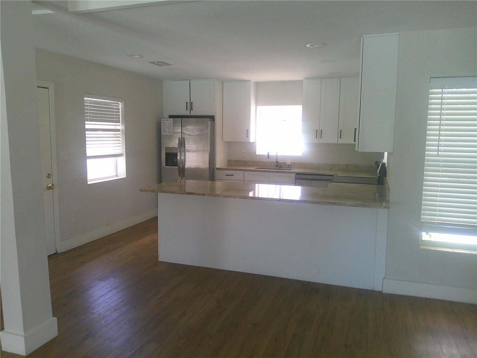 Image 6 of 99 For 125 Harbor Bluff Drive