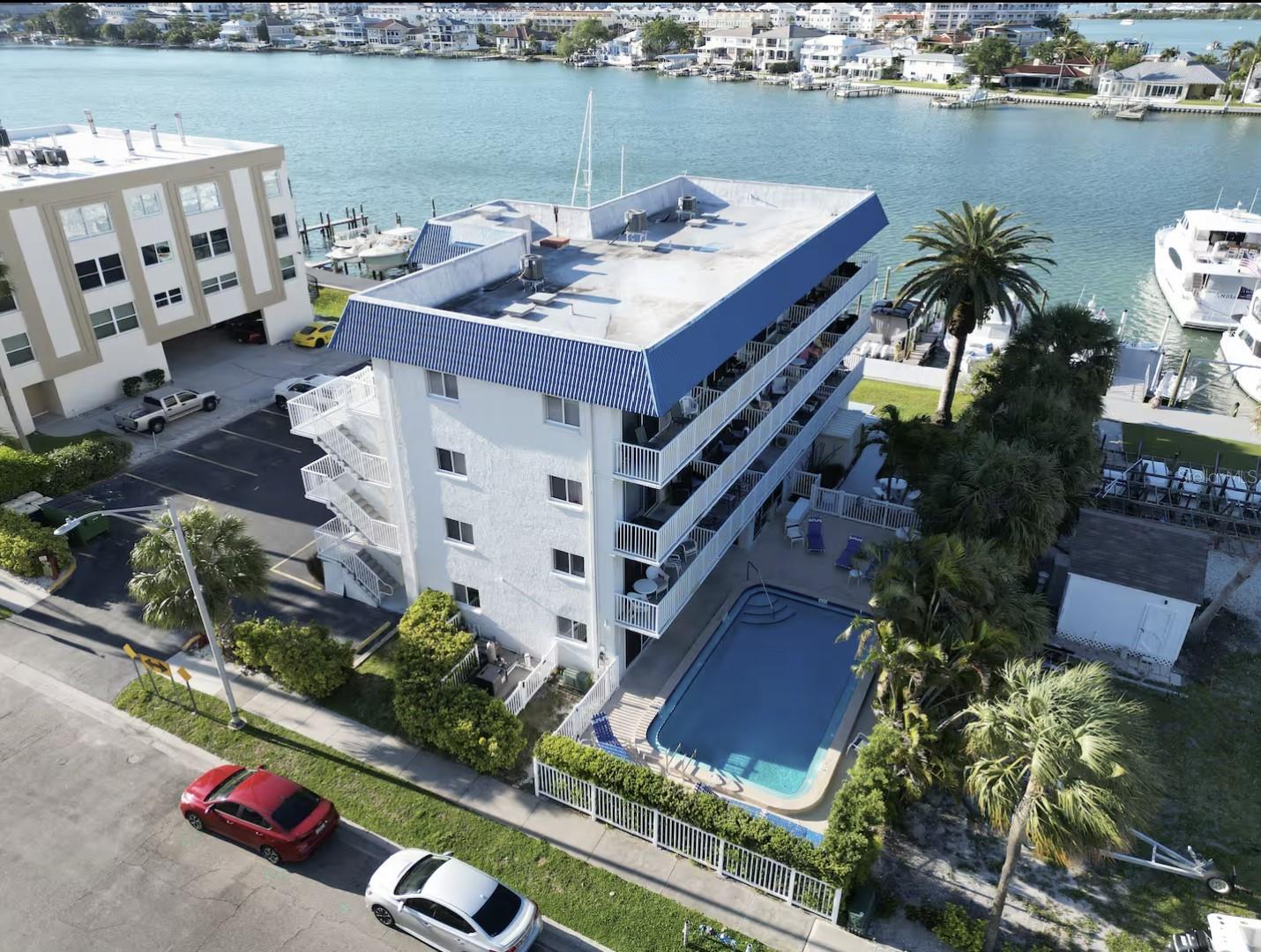 Image 43 of 47 For 800 Bayway Boulevard 28