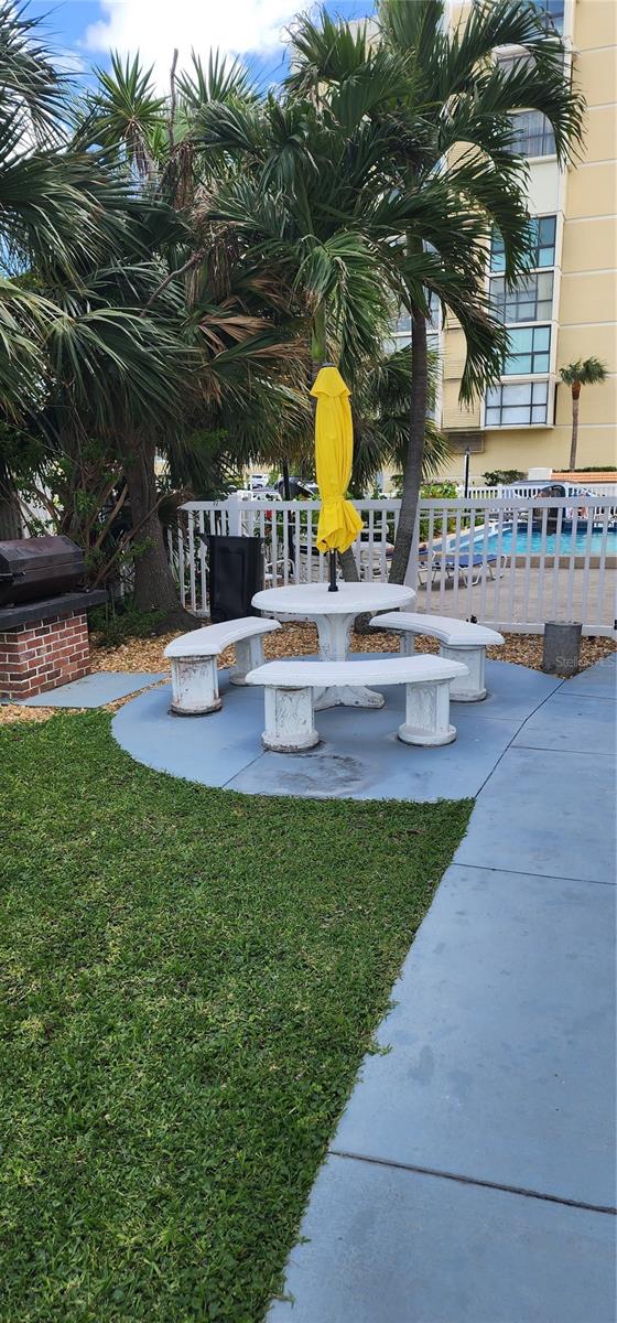 Image 8 of 47 For 800 Bayway Boulevard 28