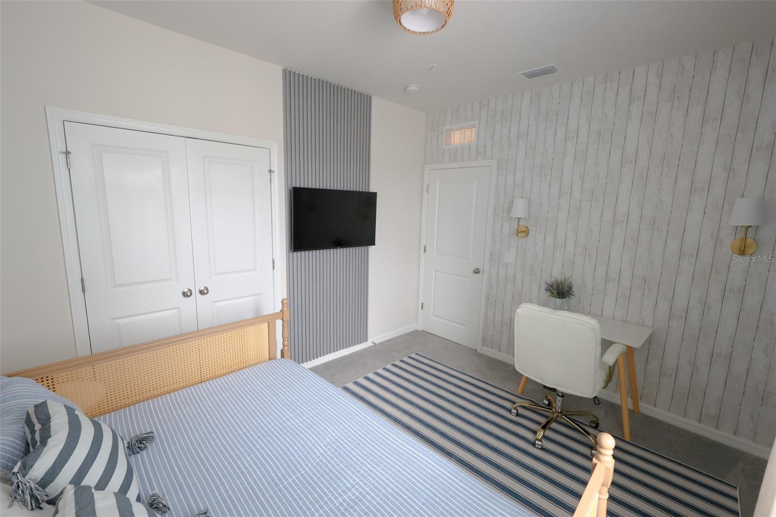 Image 19 of 31 For 2992 Mearshire Drive