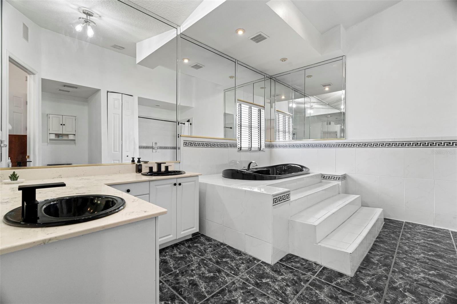 Image 27 of 70 For 6702 Josie Drive