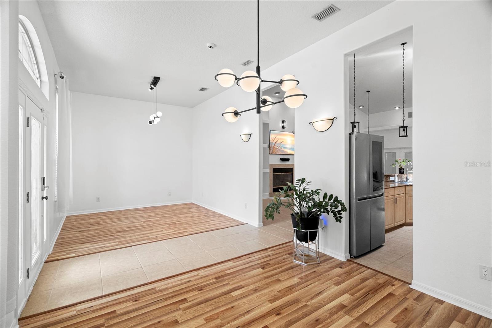 Image 6 of 70 For 6702 Josie Drive