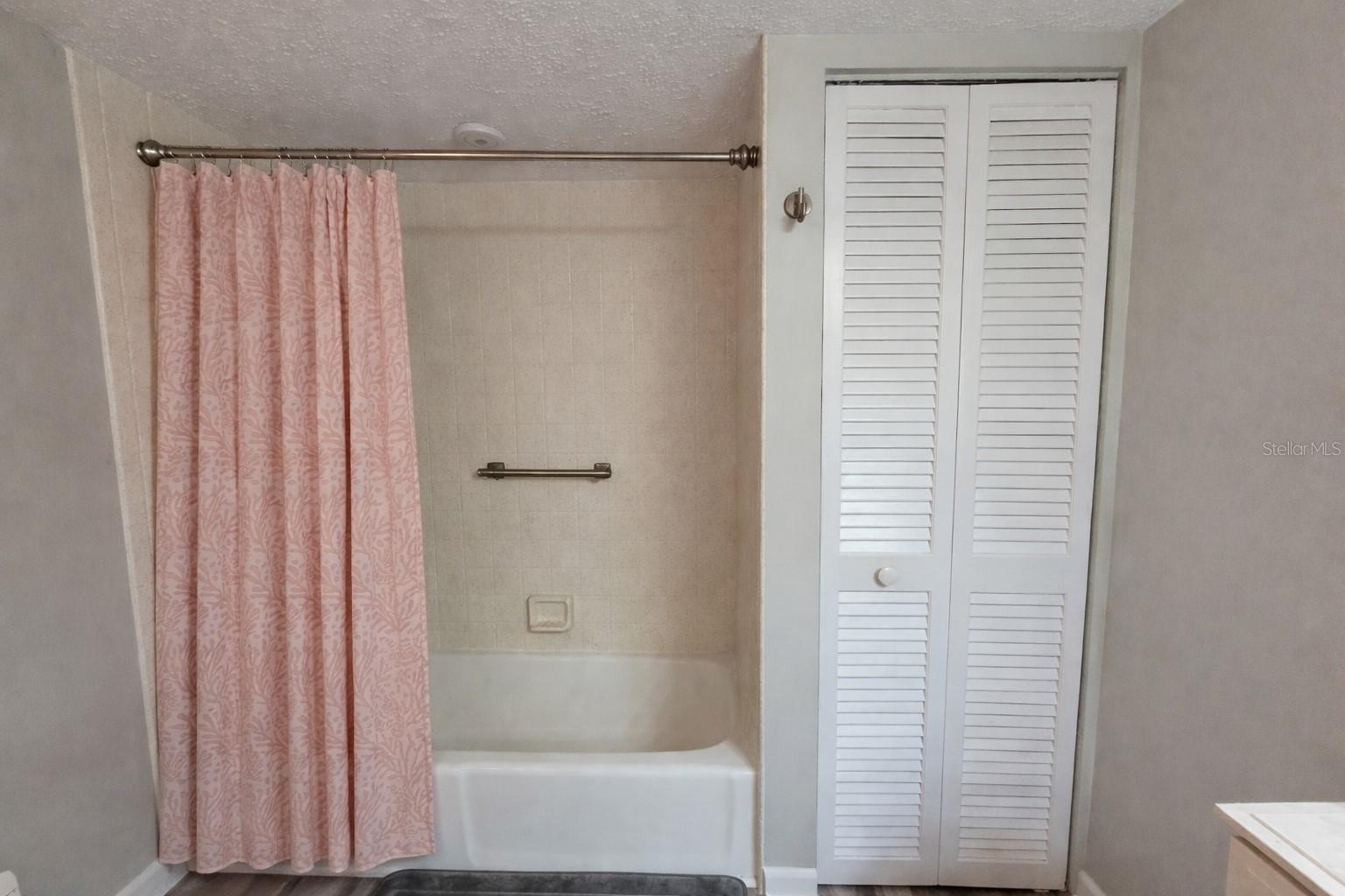 Image 31 of 47 For 14521 Catalina Circle