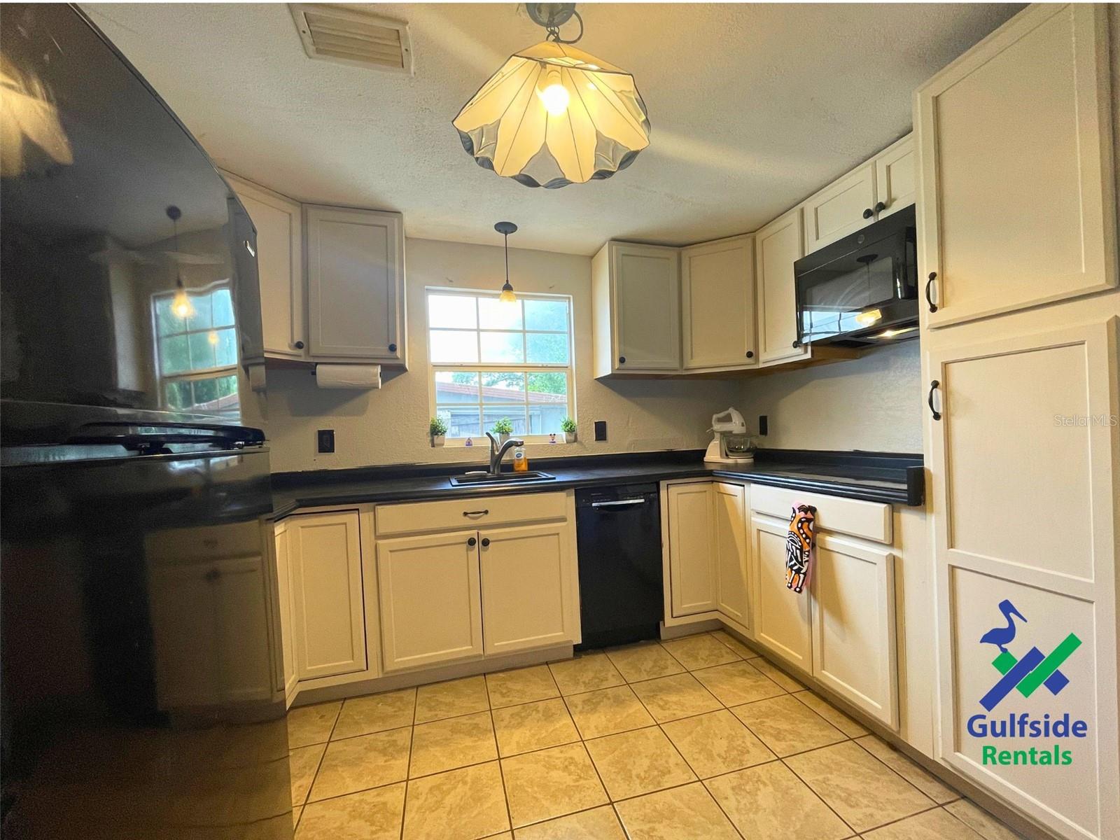 Image 5 of 25 For 4801 71st Street N