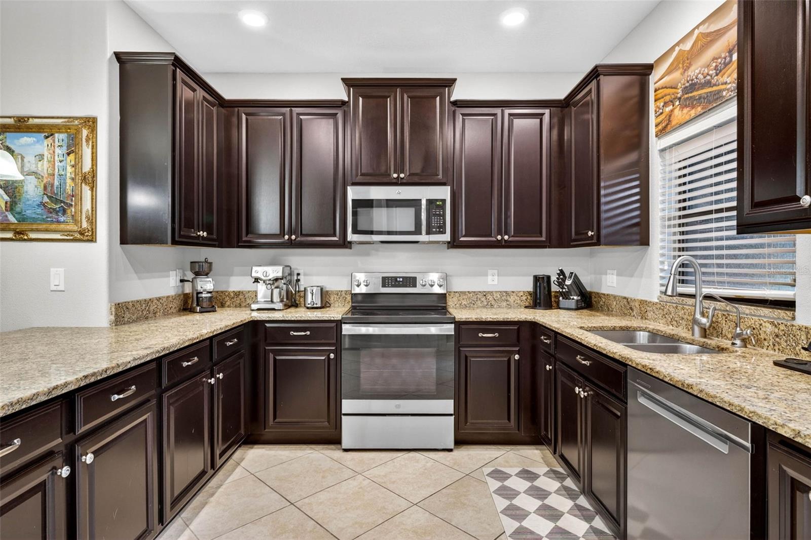 Image 11 of 41 For 28635 Tranquil Lake Circle