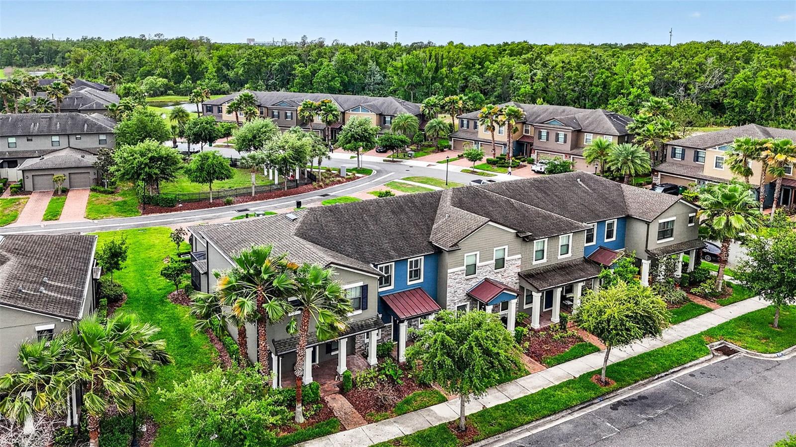 Image 32 of 41 For 28635 Tranquil Lake Circle