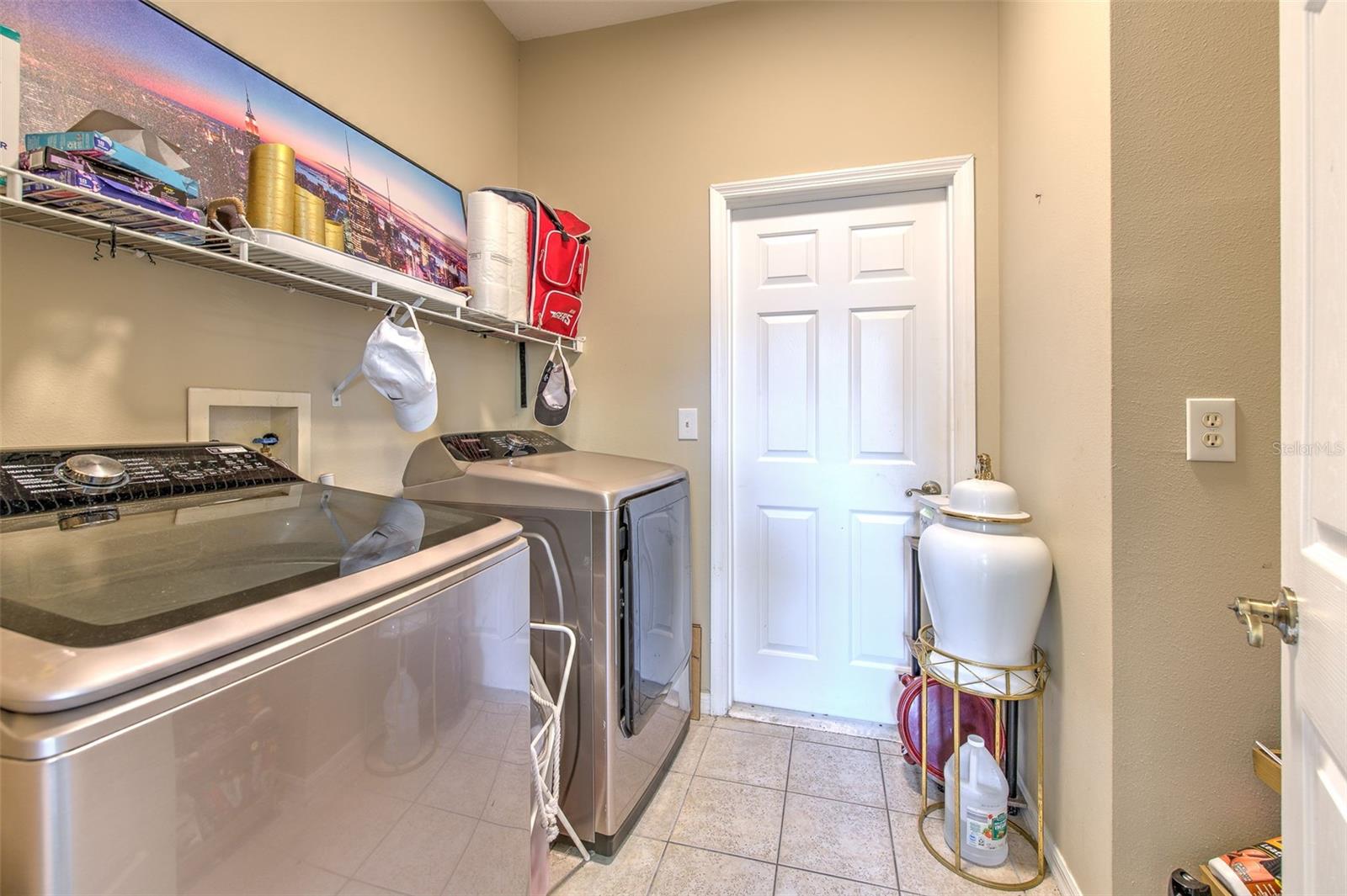 Image 16 of 37 For 9205 Celebration Court