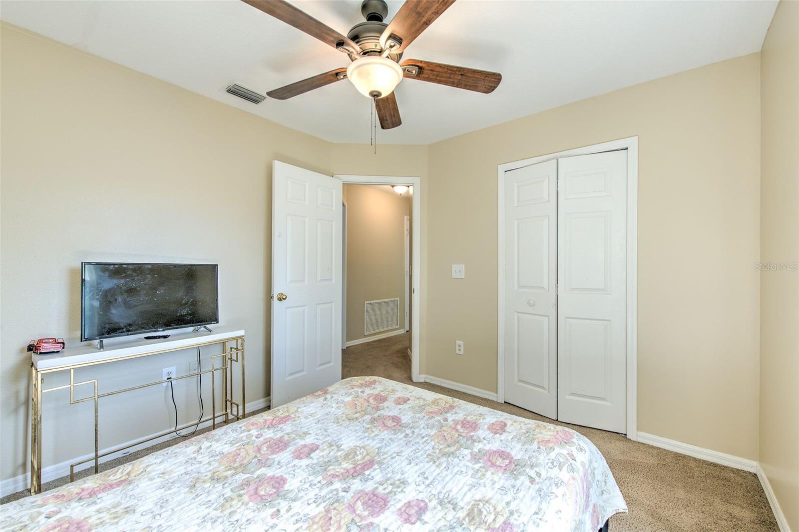 Image 29 of 37 For 9205 Celebration Court