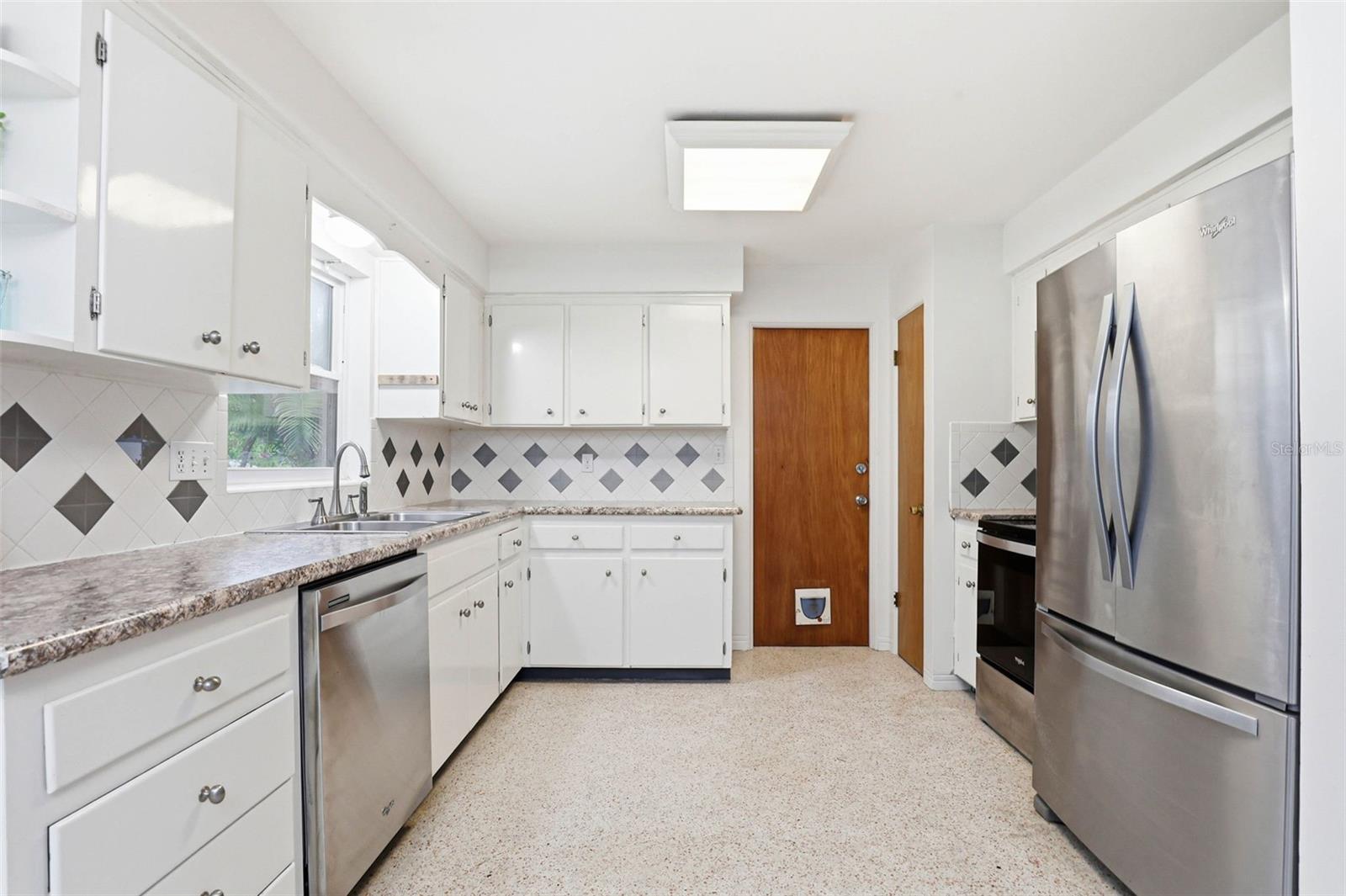 Image 10 of 58 For 2930 80th Street N