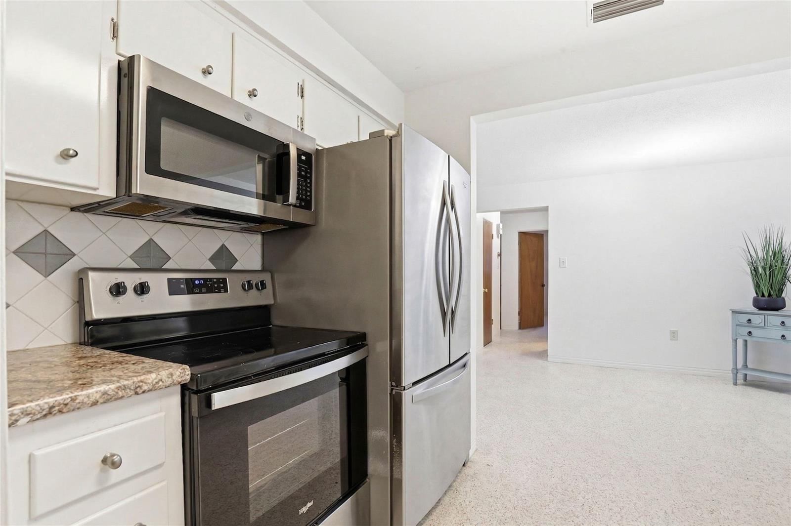 Image 11 of 58 For 2930 80th Street N