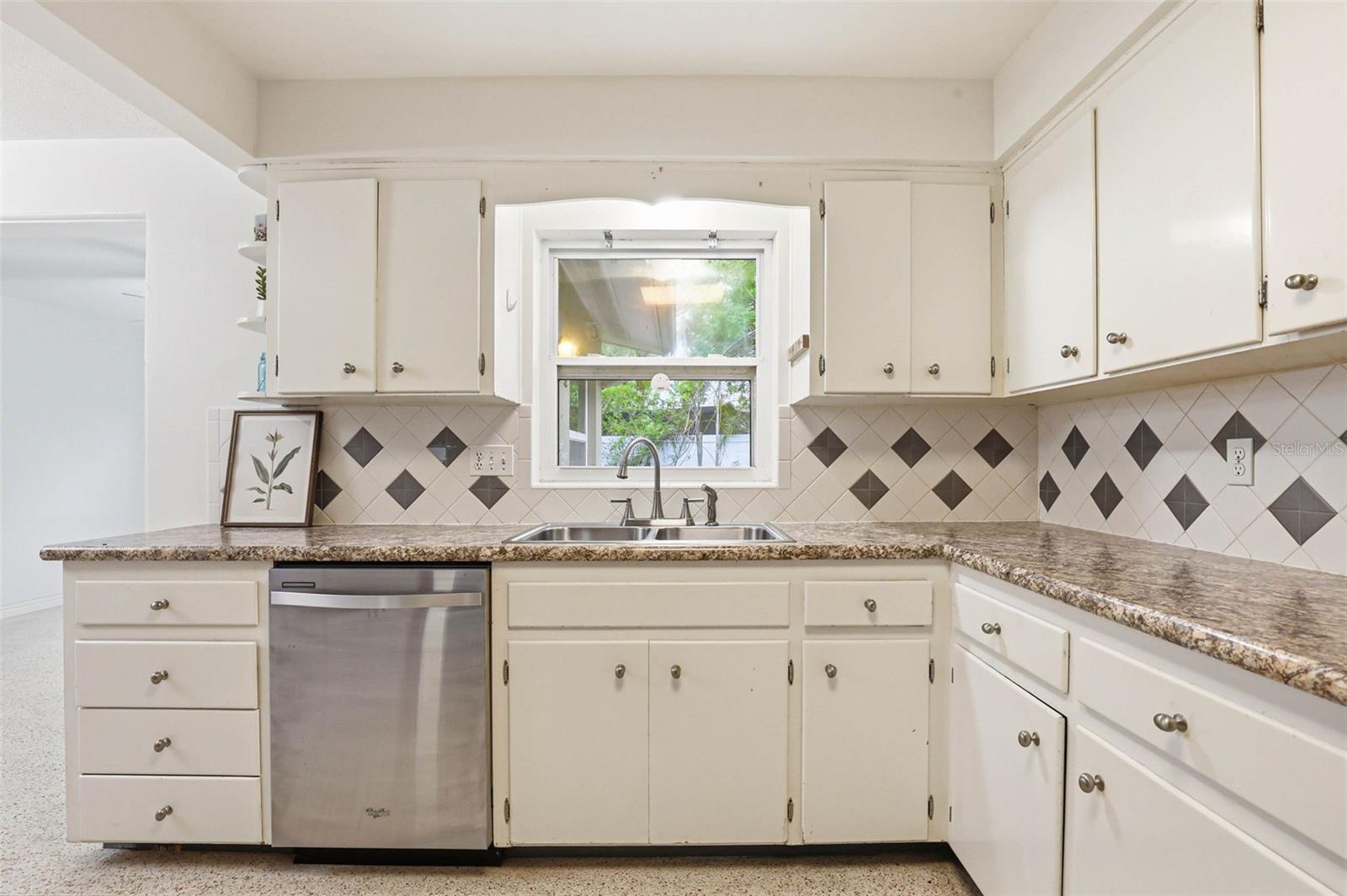 Image 8 of 58 For 2930 80th Street N