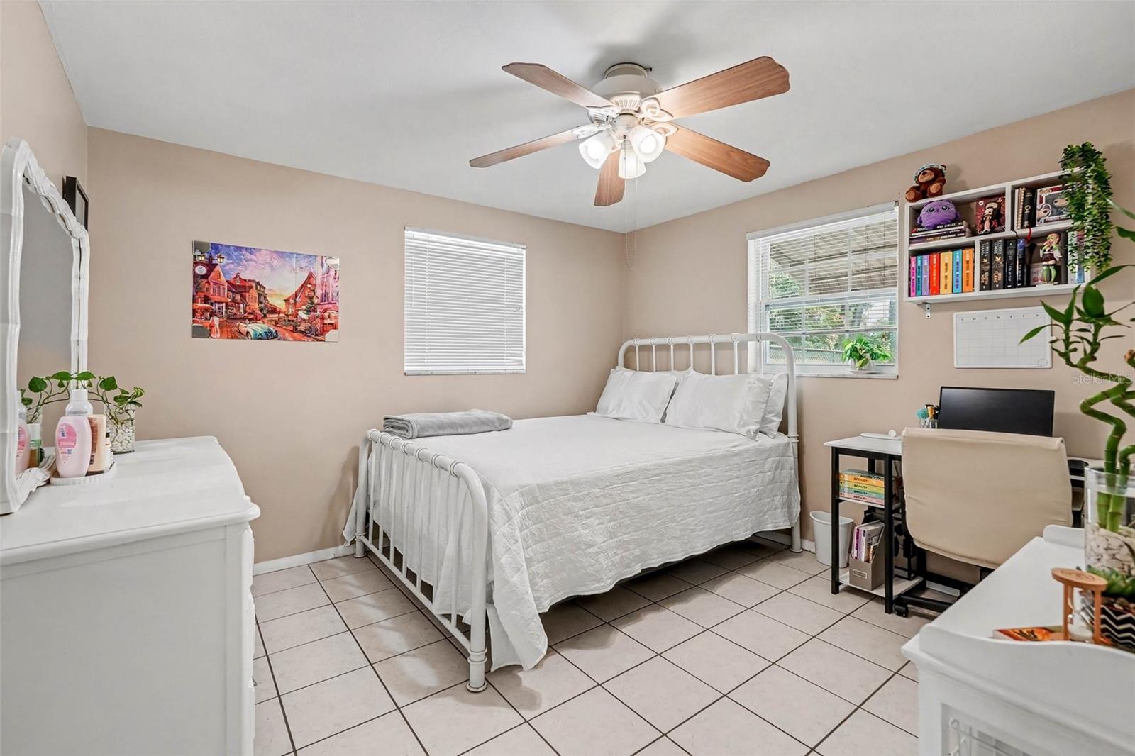 Image 16 of 28 For 1244 Classic Drive