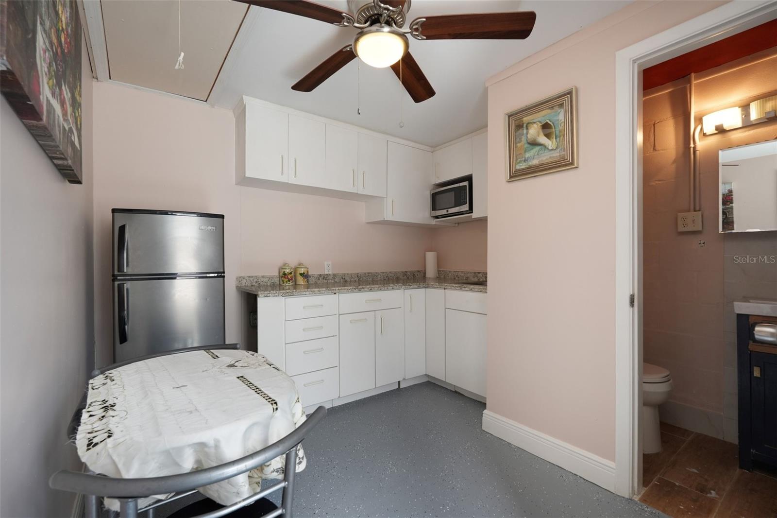 Image 21 of 28 For 1244 Classic Drive