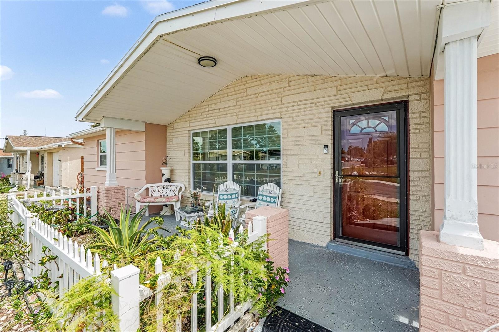 Image 5 of 28 For 1244 Classic Drive