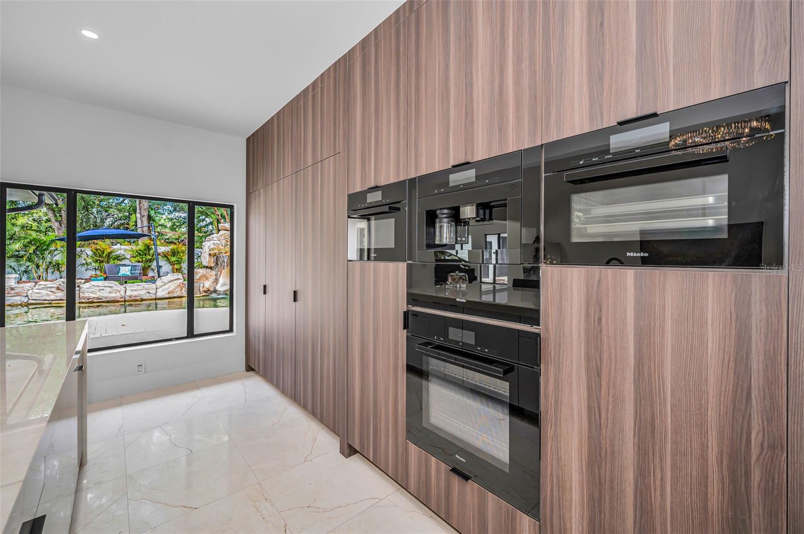 Image 19 of 73 For 2521 Lake Ellen Drive