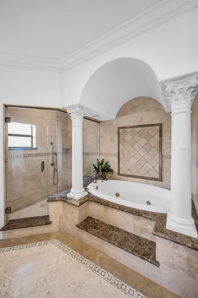 Image 44 of 73 For 2521 Lake Ellen Drive