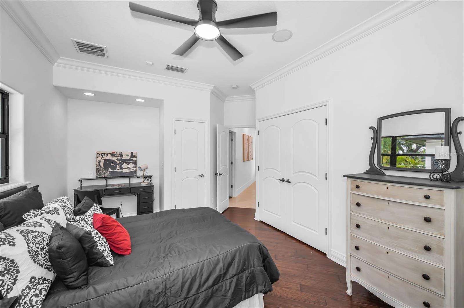 Image 53 of 73 For 2521 Lake Ellen Drive