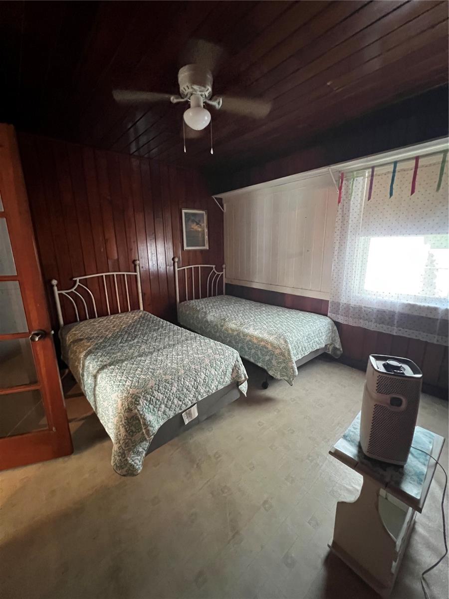 Image 15 of 22 For 1901 53rd Street S