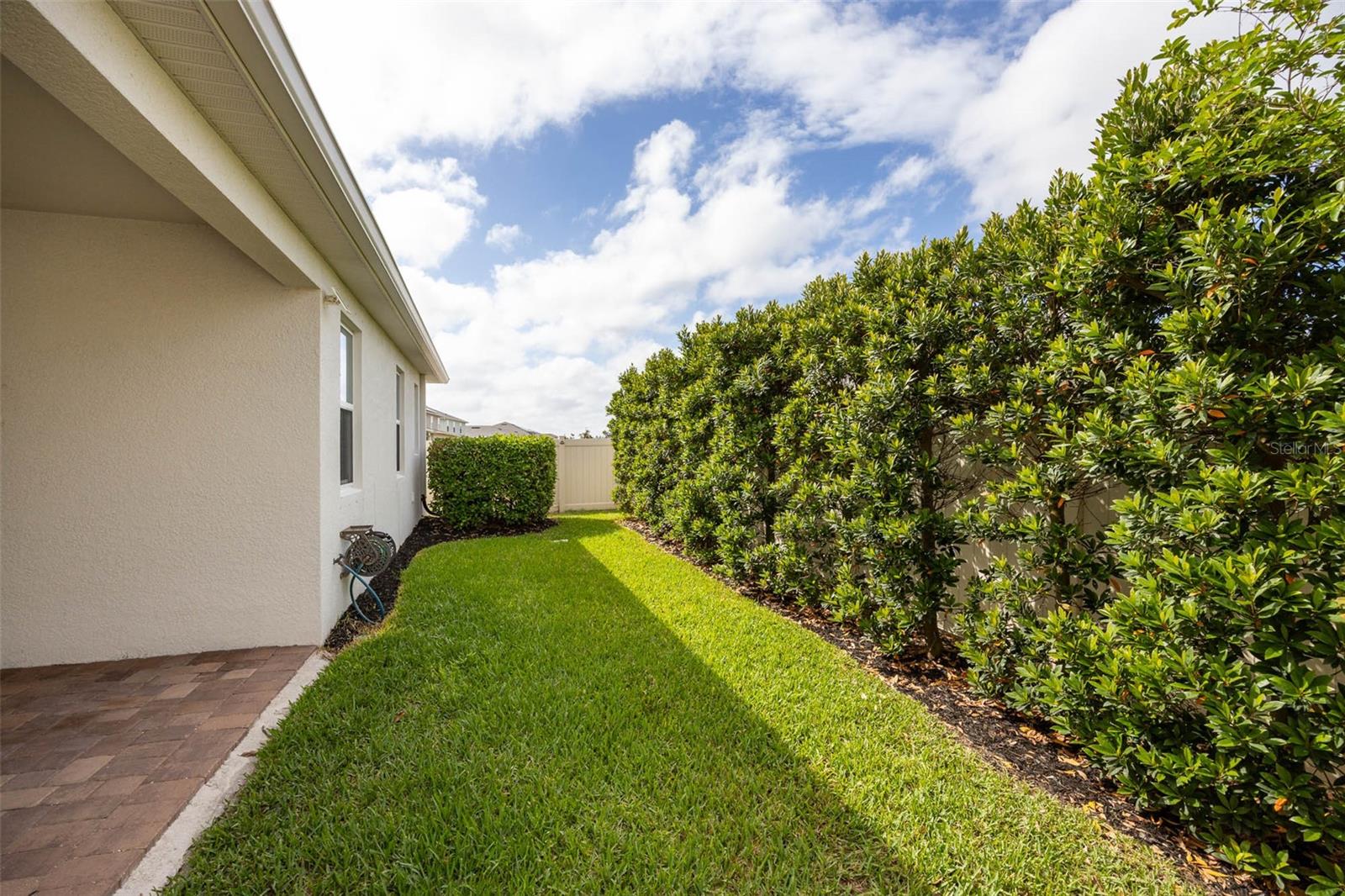 Listing photo id 36 for 2485 Morninglight Drive