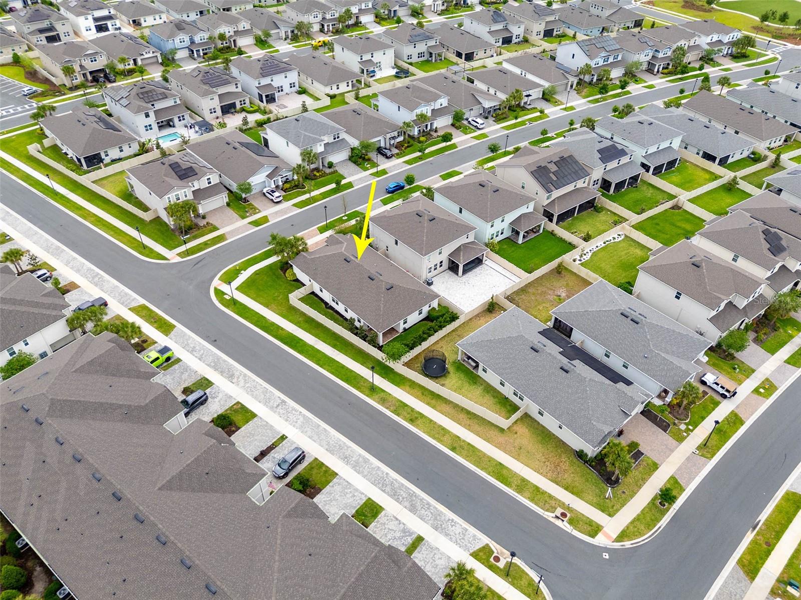 Listing photo id 38 for 2485 Morninglight Drive