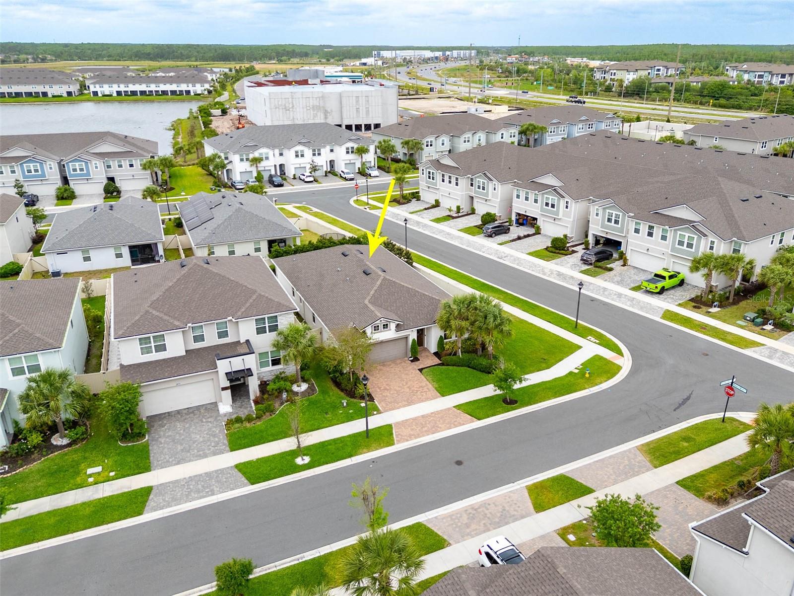 Listing photo id 40 for 2485 Morninglight Drive