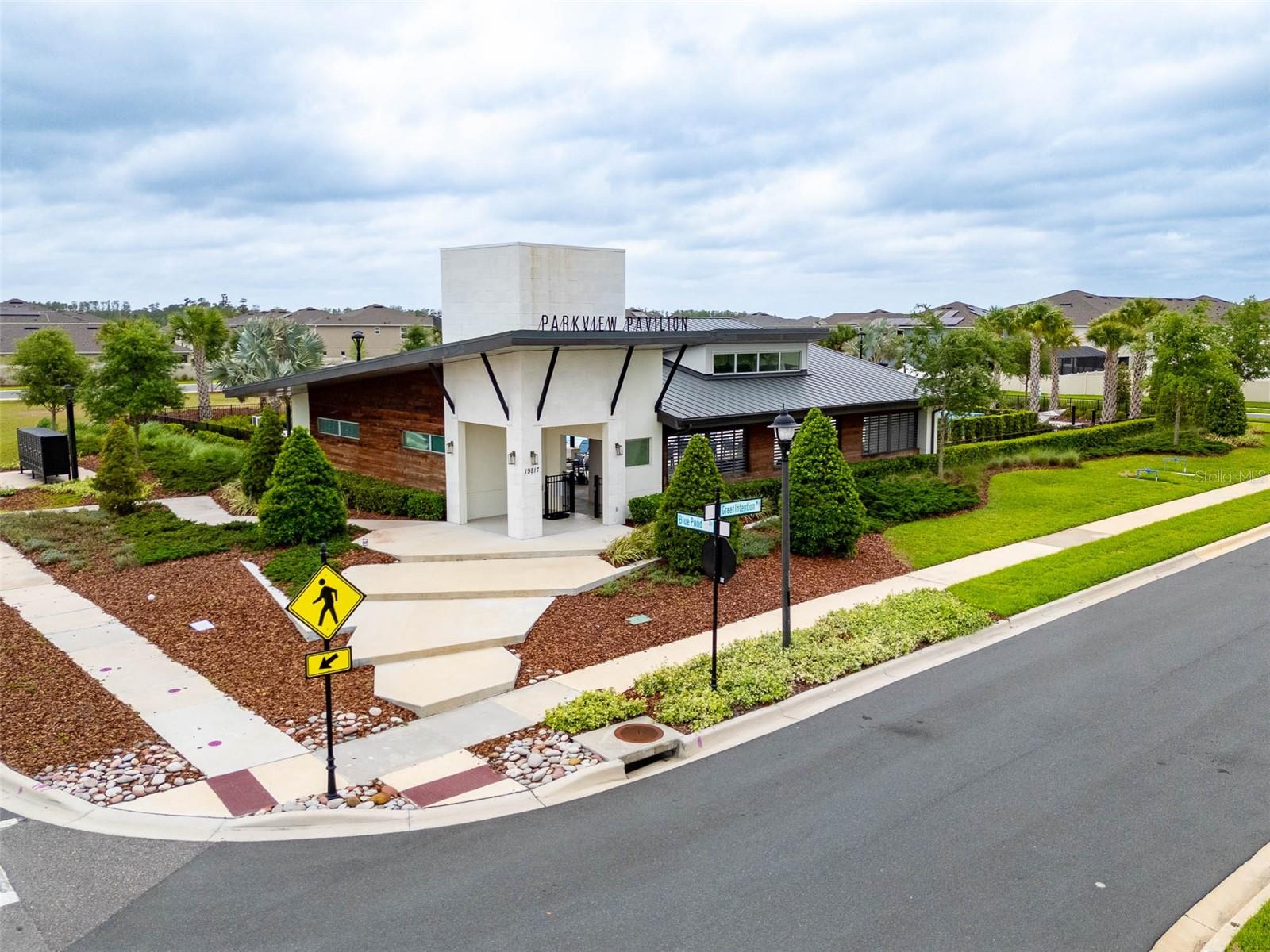 Listing photo id 47 for 2485 Morninglight Drive