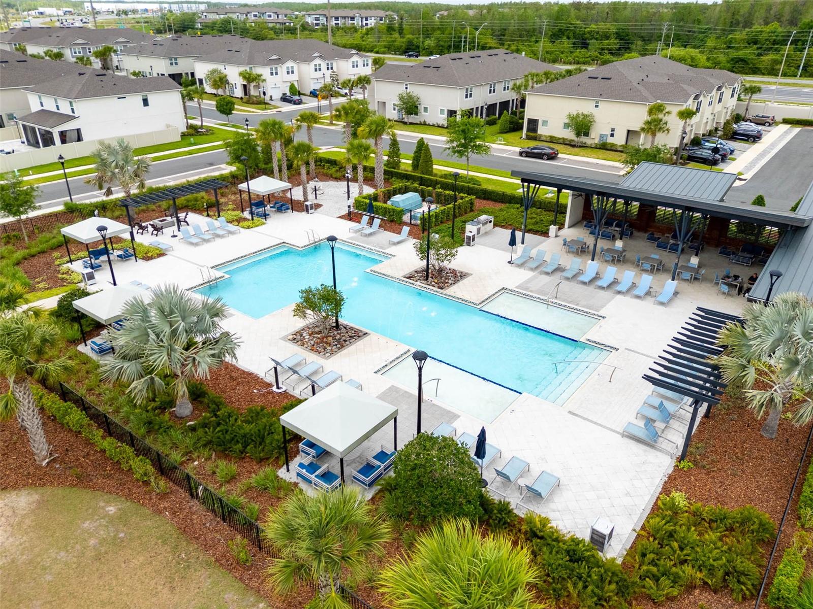 Listing photo id 48 for 2485 Morninglight Drive