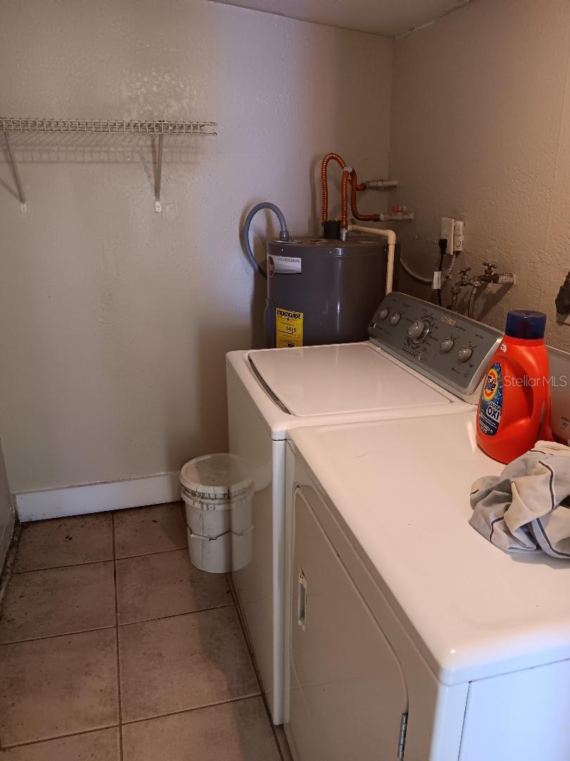 Listing photo id 12 for 2110 Nedro Road