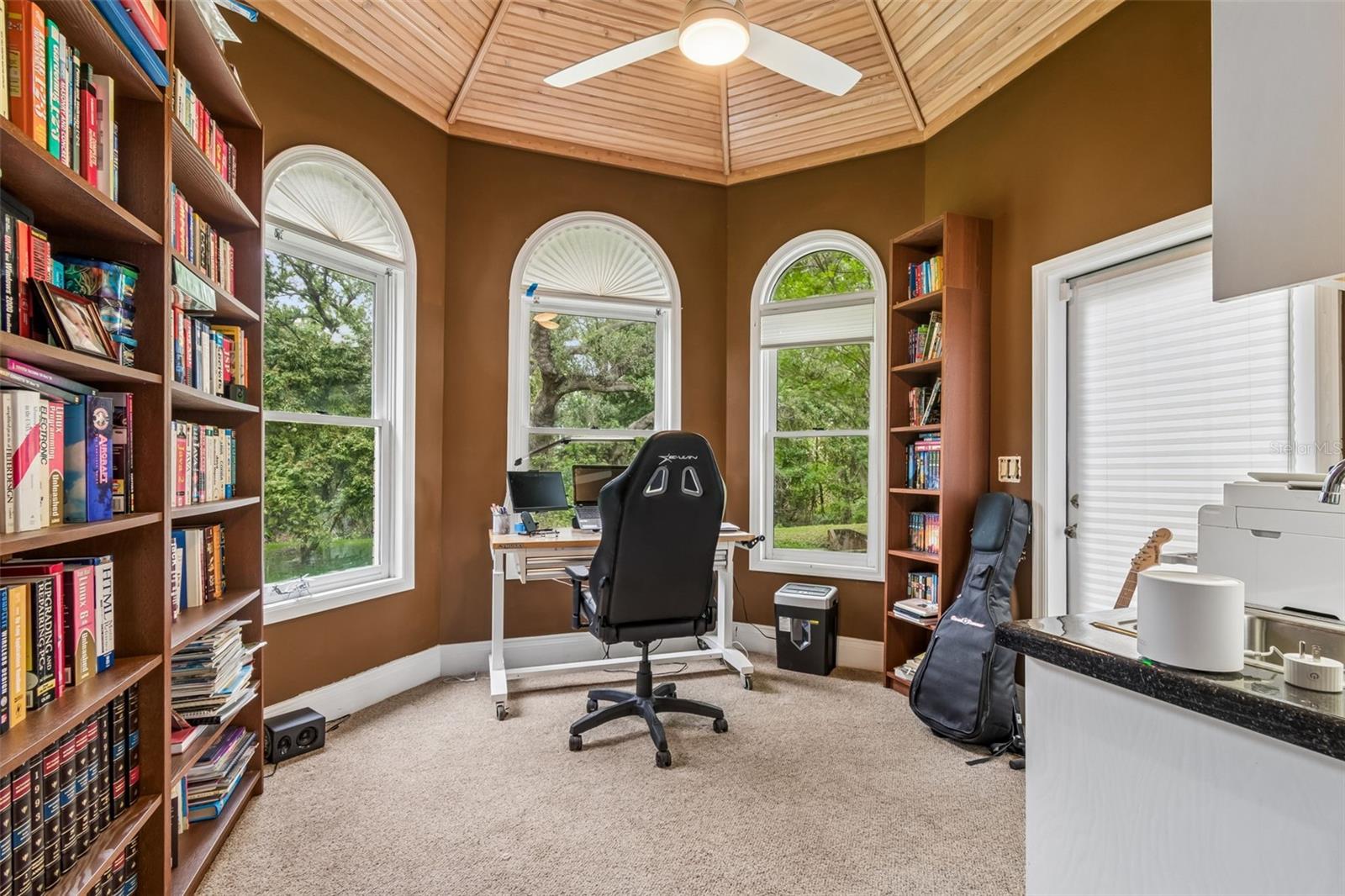 Image 33 of 100 For 3040 Turtle Brooke